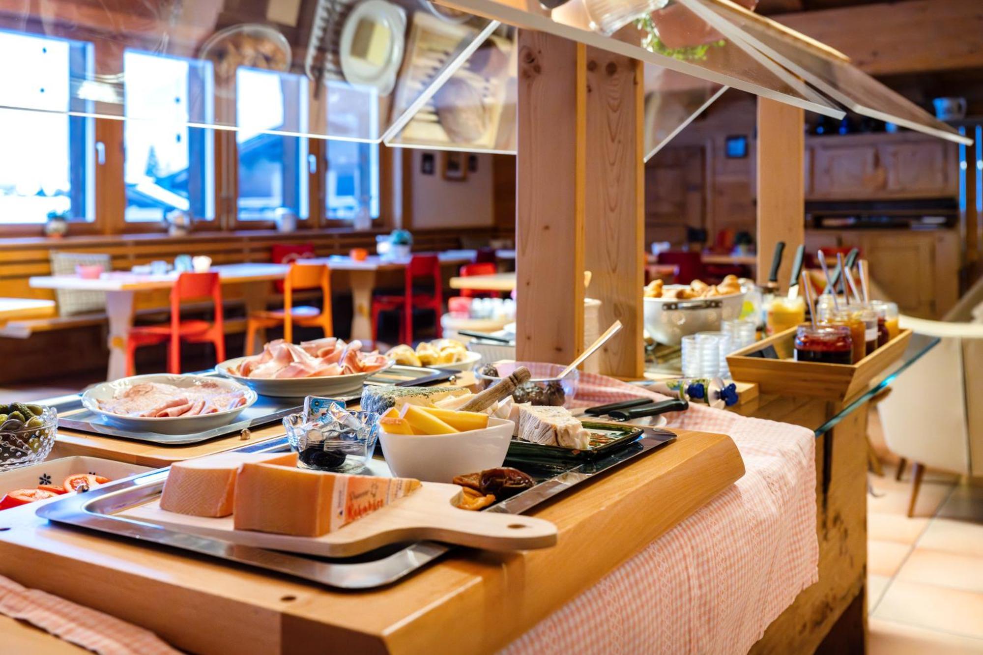 Sport-Lodge โคลสเตอร์ ภายนอก รูปภาพ