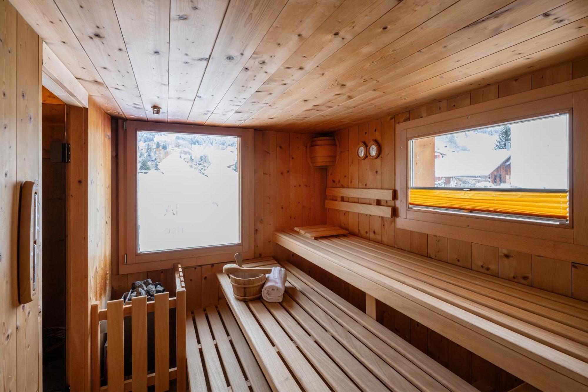 Sport-Lodge โคลสเตอร์ ภายนอก รูปภาพ