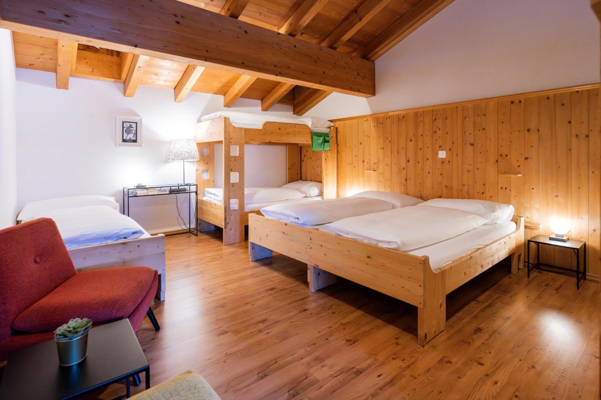 Sport-Lodge โคลสเตอร์ ภายนอก รูปภาพ